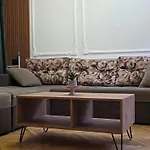 Crown Apartamento