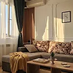 Apartamento Crown Escópia